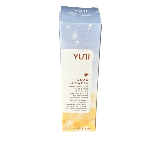 Yuni Glow Between Hydrating Jelly Micro Mist Protects & Brightens Skin 1 oz NIB - Picture 3 of 4